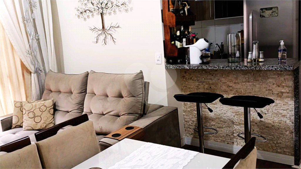 Apartamento à Venda no Condomínio Parque Residence – 2 Dorms, 1 Suíte, Varanda Gourmet – Guarulhos (SP)