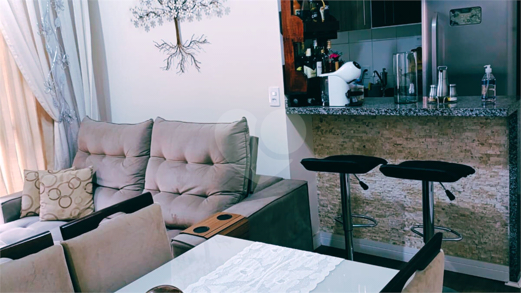 Apartamento à Venda no Condomínio Parque Residence – 2 Dorms, 1 Suíte, Varanda Gourmet – Guarulhos (SP)