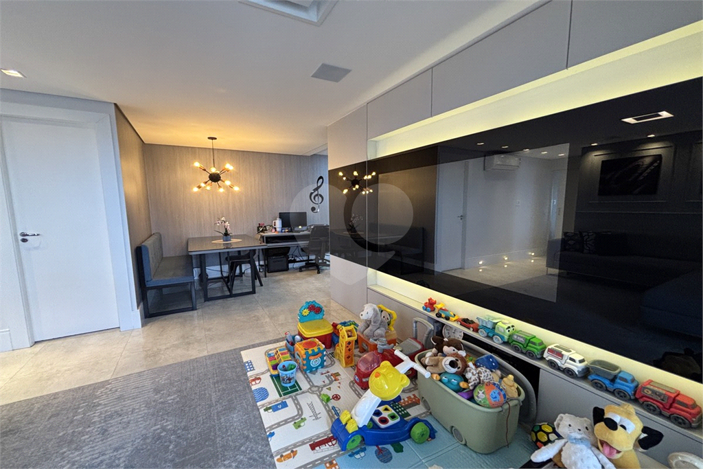 Apartamento em Santana, 2 dormitórios e 2 vagas com deposito