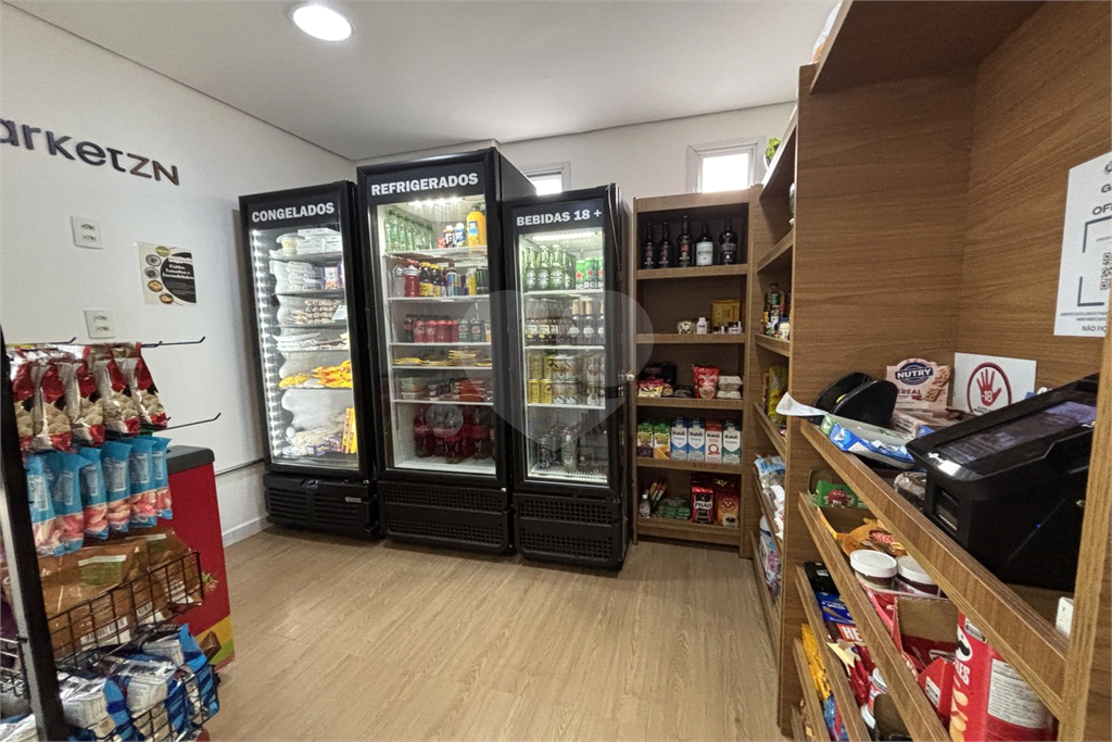 Apartamento em Santana, 2 dormitórios e 2 vagas com deposito