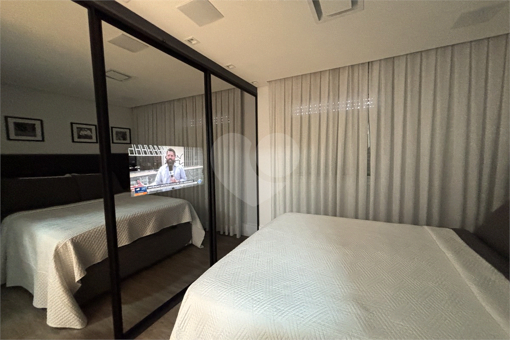 Apartamento em Santana, 2 dormitórios e 2 vagas com deposito