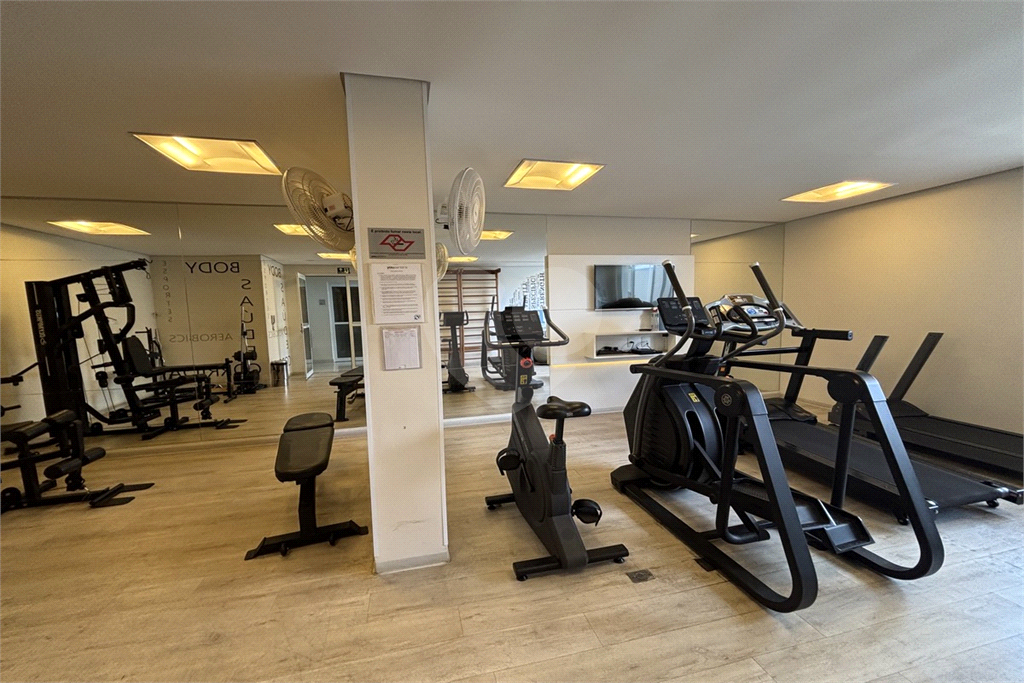 Apartamento em Santana, 2 dormitórios e 2 vagas com deposito