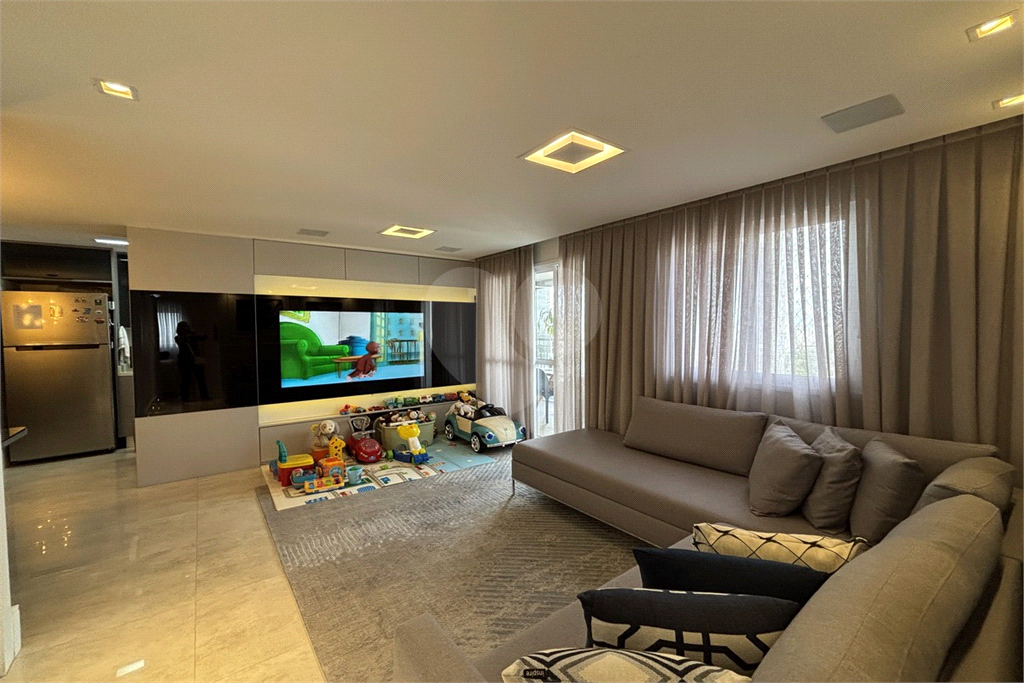 Apartamento em Santana, 2 dormitórios e 2 vagas com deposito