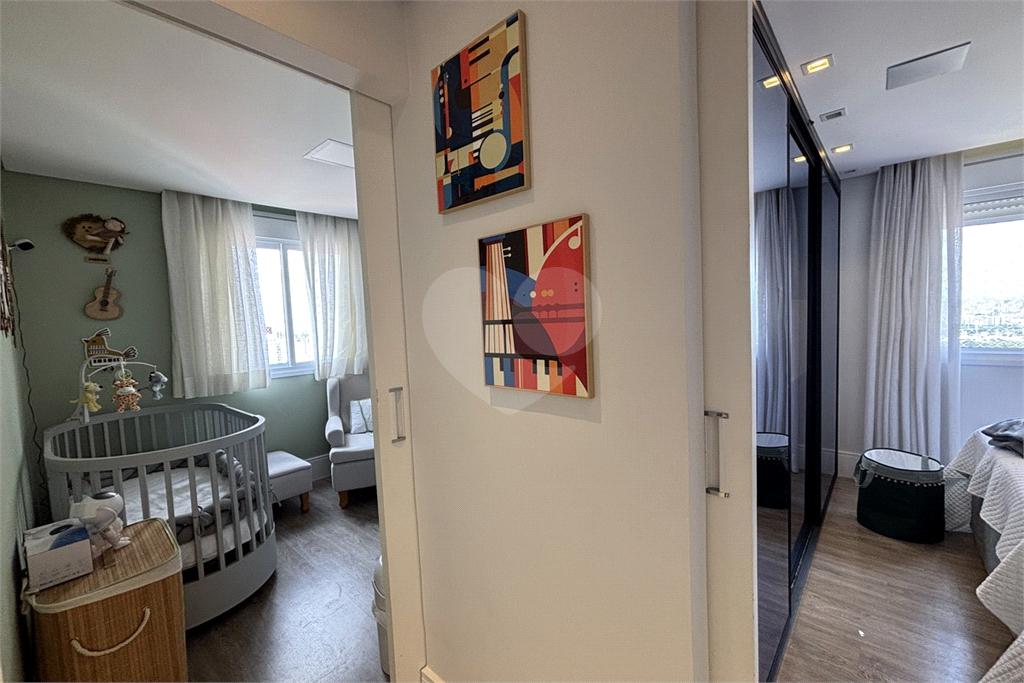 Apartamento em Santana, 2 dormitórios e 2 vagas com deposito