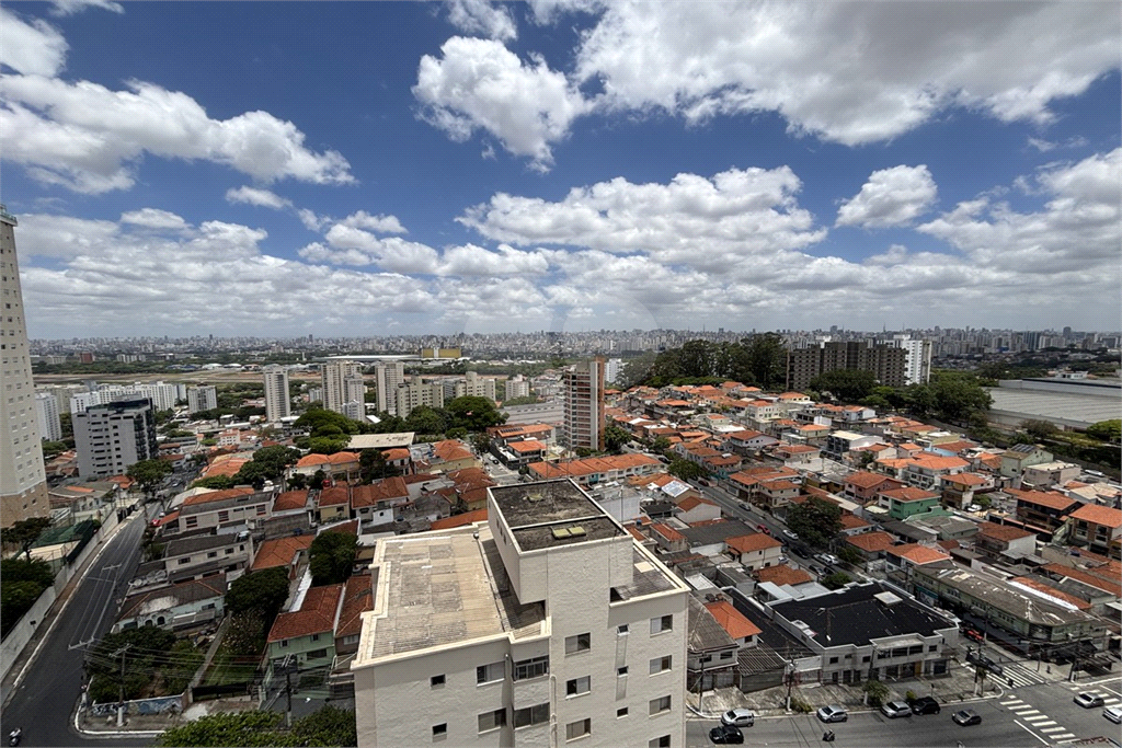 Apartamento em Santana, 2 dormitórios e 2 vagas com deposito