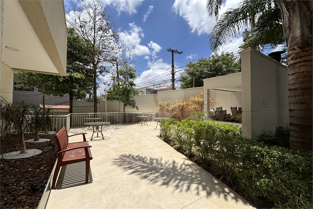 Apartamento em Santana, 2 dormitórios e 2 vagas com deposito