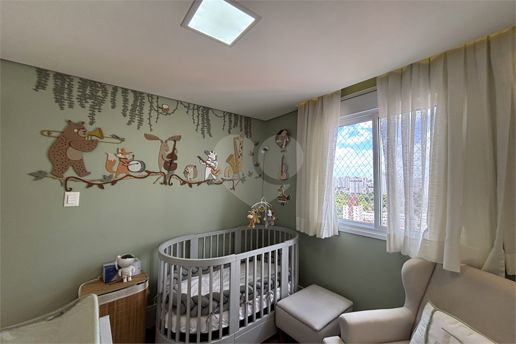 Apartamento em Santana, 2 dormitórios e 2 vagas com deposito