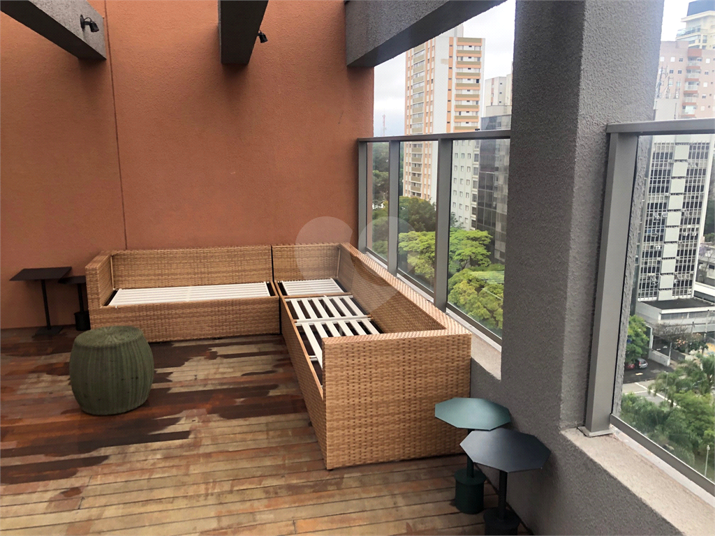 STUDIO MOBILIADO Á VENDA OU LOCAÇÃO CH[ACARA SANTO ANTÕNIO