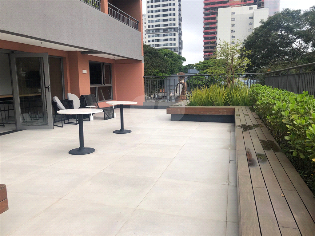 STUDIO MOBILIADO Á VENDA OU LOCAÇÃO CH[ACARA SANTO ANTÕNIO