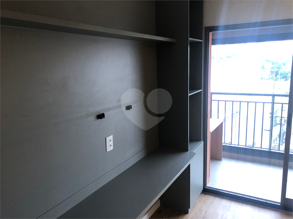 STUDIO MOBILIADO Á VENDA OU LOCAÇÃO CH[ACARA SANTO ANTÕNIO