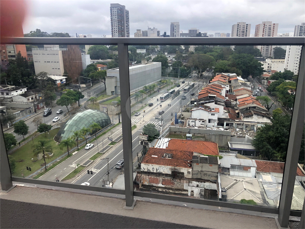 STUDIO MOBILIADO Á VENDA OU LOCAÇÃO CH[ACARA SANTO ANTÕNIO