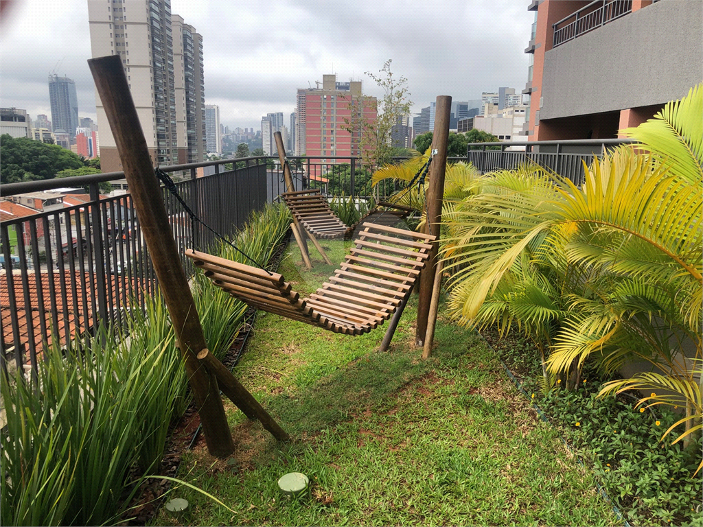 STUDIO MOBILIADO Á VENDA OU LOCAÇÃO CH[ACARA SANTO ANTÕNIO