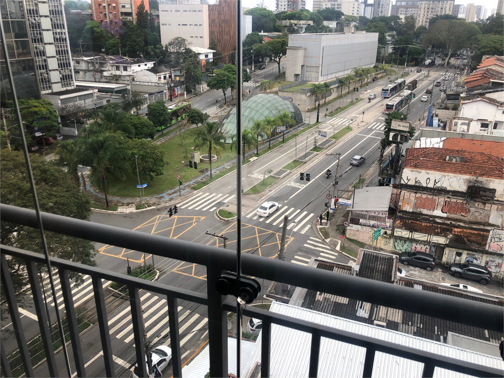 STUDIO MOBILIADO Á VENDA OU LOCAÇÃO CH[ACARA SANTO ANTÕNIO