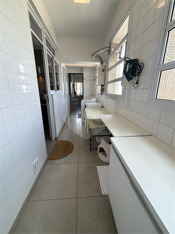 Apartamento reformado na Haddock Lobo, Jardins