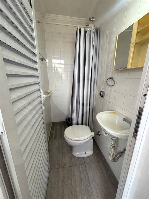 Apartamento reformado na Haddock Lobo, Jardins