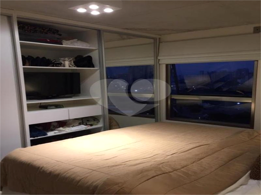 APARTAMENTO em BROOKLIN