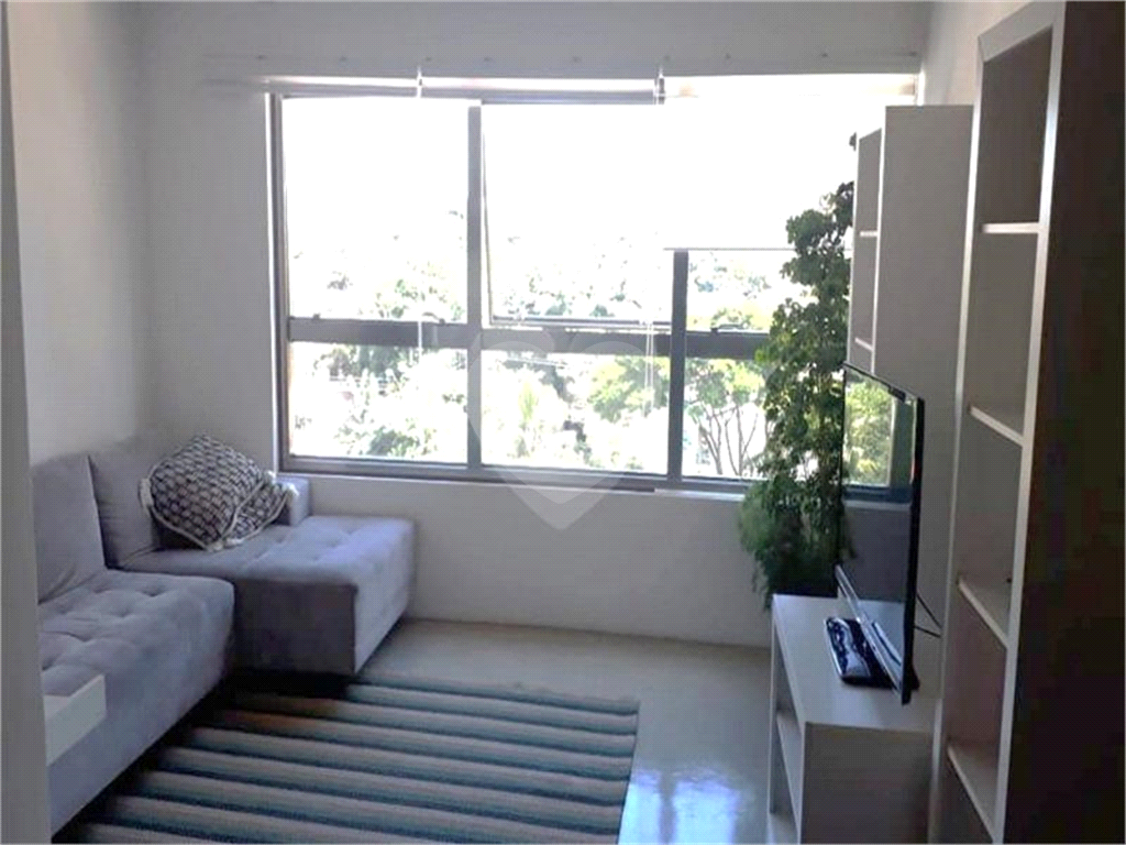 APARTAMENTO em BROOKLIN