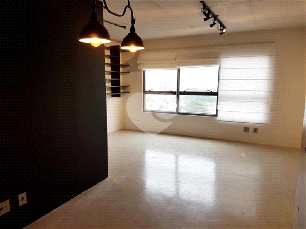 APARTAMENTO em BROOKLIN