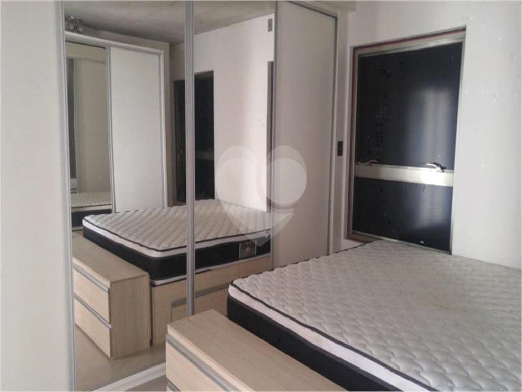 APARTAMENTO em BROOKLIN