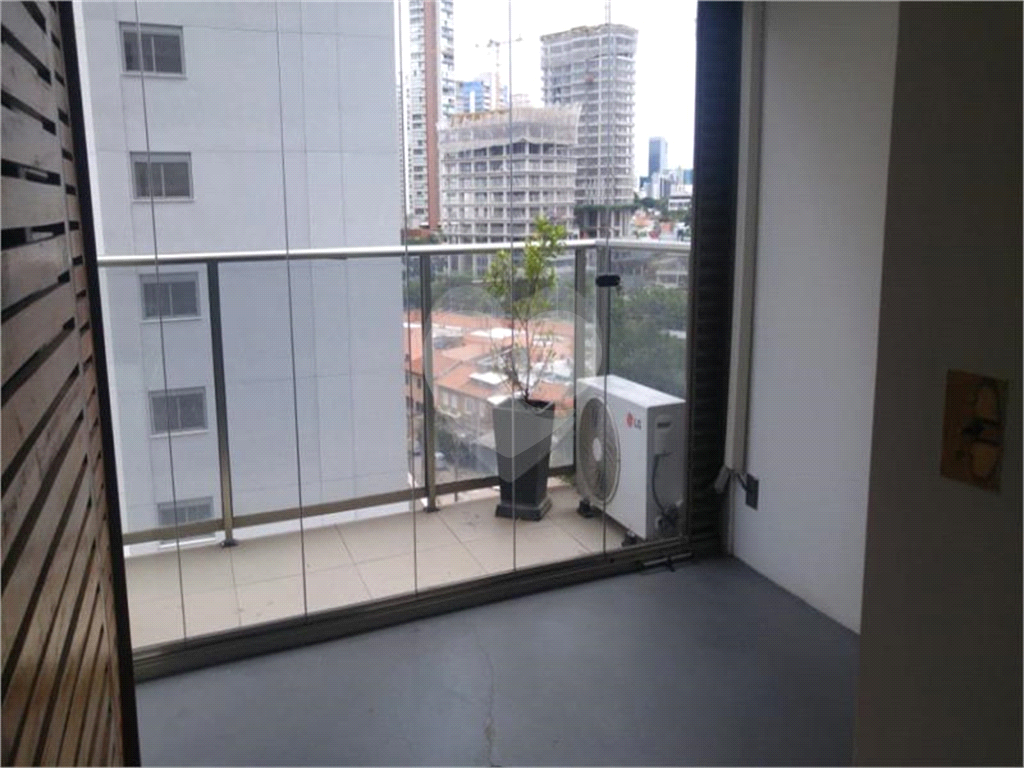 APARTAMENTO em BROOKLIN