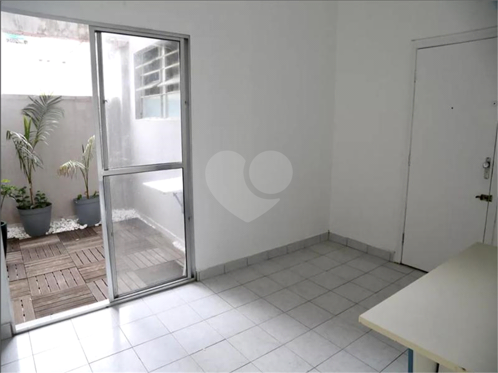 APARTAMENTO em SANTO AMARO