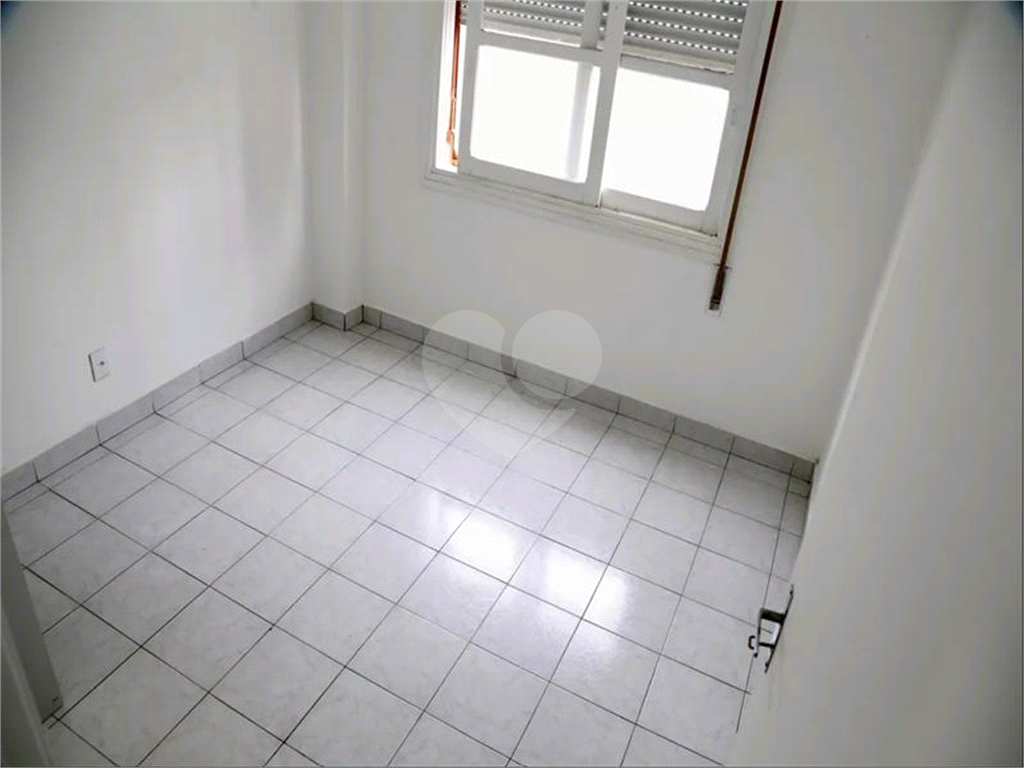 APARTAMENTO em SANTO AMARO
