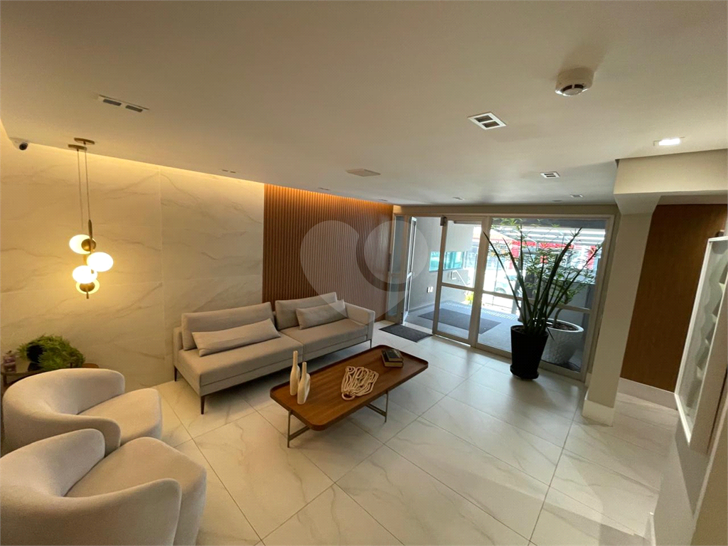 APARTAMENTO em MOEMA