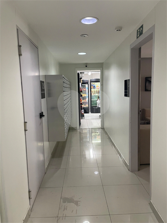 APARTAMENTO em MOEMA