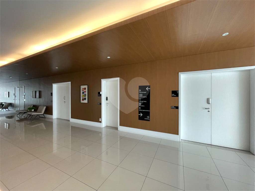 APARTAMENTO em MOEMA