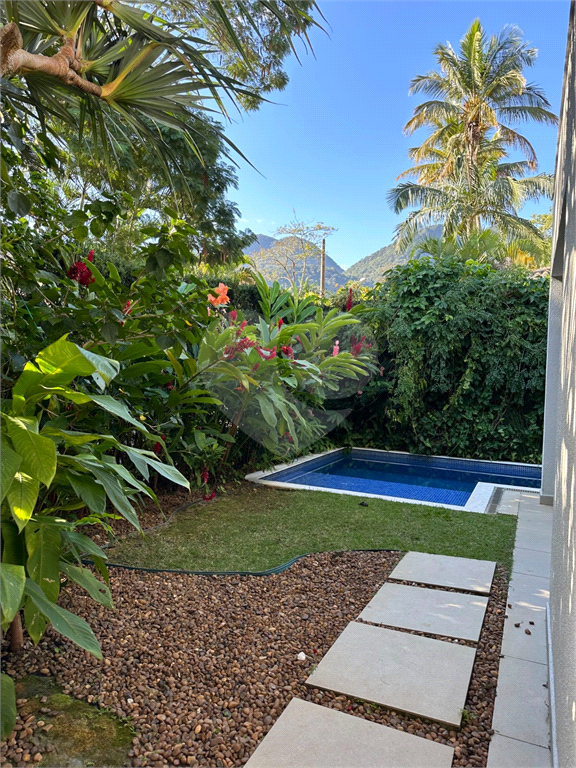 Casa de praia em condomínio fechado à venda em Paúba, São Sebastião -SP