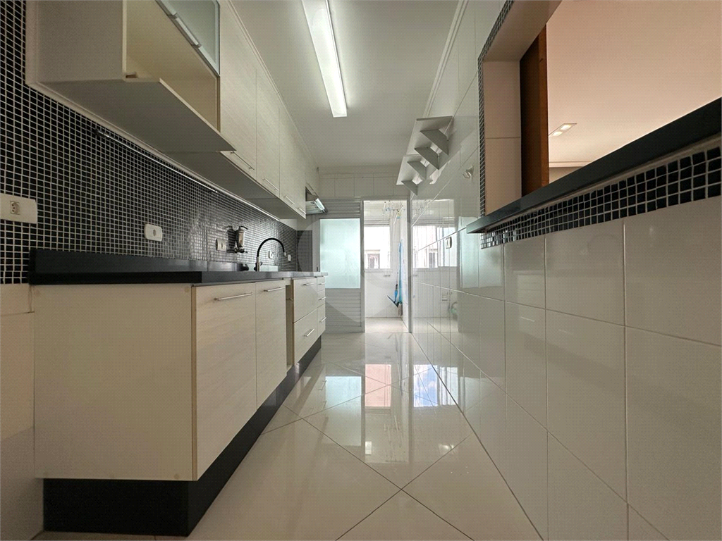 APARTAMENTO IMPECÁVEL – PRONTO PARA MORAR – TUCURUVI
Excelente oportunidade para quem busca conforto, praticidade e ótima localização!
62 m² muito bem distribuídos, com acabamento impecável e pronto para morar