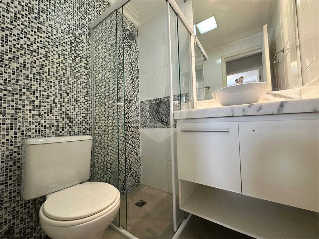 APARTAMENTO IMPECÁVEL – PRONTO PARA MORAR – TUCURUVI
Excelente oportunidade para quem busca conforto, praticidade e ótima localização!
62 m² muito bem distribuídos, com acabamento impecável e pronto para morar