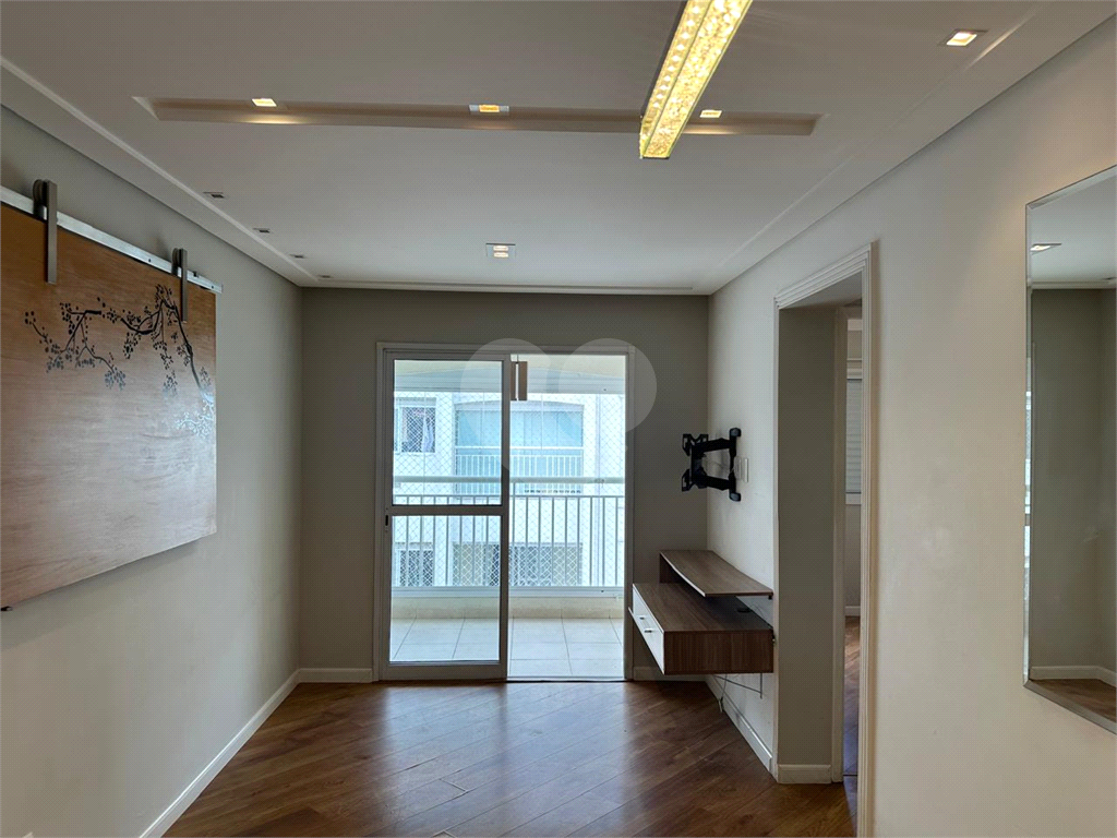 APARTAMENTO IMPECÁVEL – PRONTO PARA MORAR – TUCURUVI
Excelente oportunidade para quem busca conforto, praticidade e ótima localização!
62 m² muito bem distribuídos, com acabamento impecável e pronto para morar