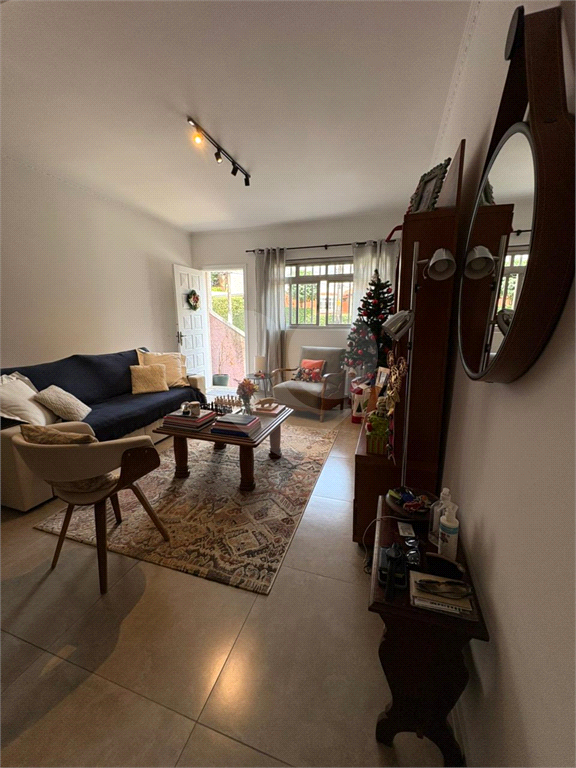 Sobrado Charmoso na Vila Mariana | 111 m² | 3 Dormitórios | Jardim Exclusivo