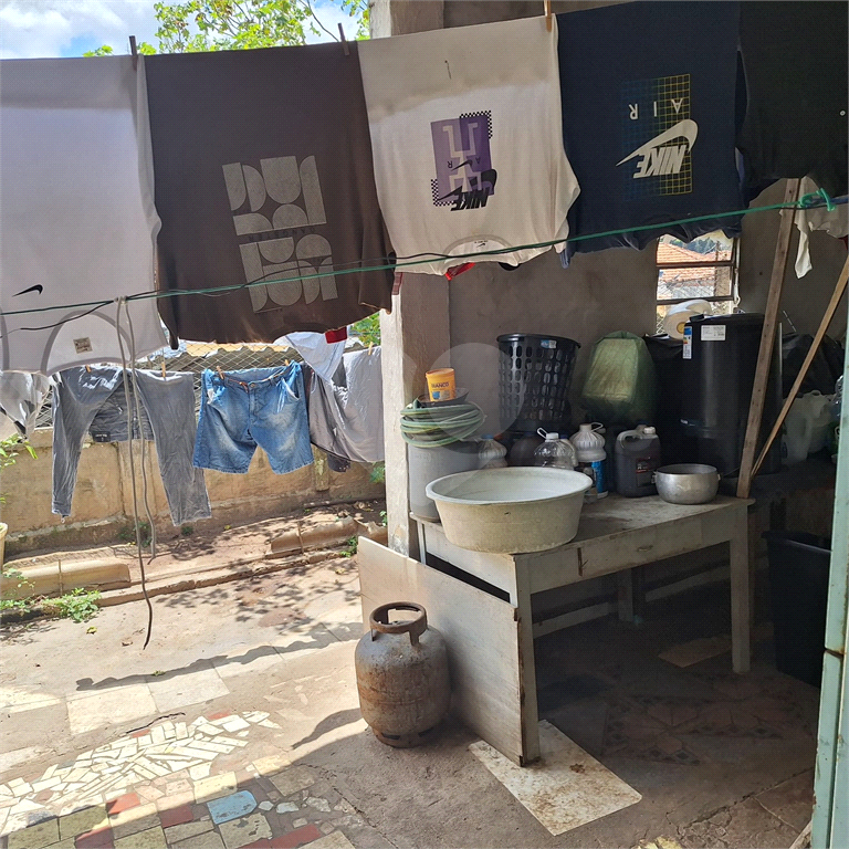 Duas casa no terreno. Otimo p familias que precisam de duas moradias.