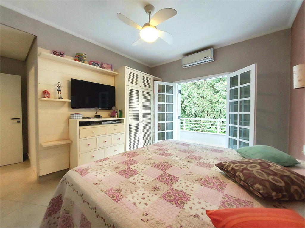 Casa de Luxo na Riviera São Lourenço Porteira Fechada