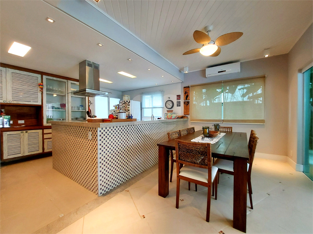 Casa de Luxo na Riviera São Lourenço Porteira Fechada