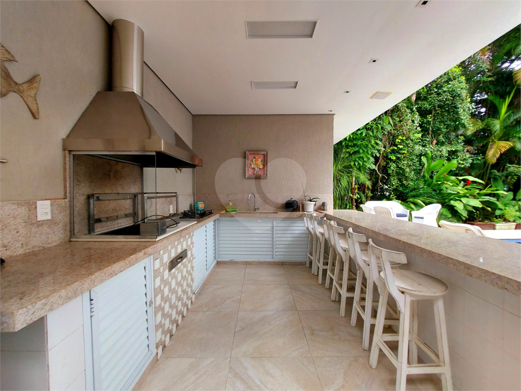 Casa de Luxo na Riviera São Lourenço Porteira Fechada