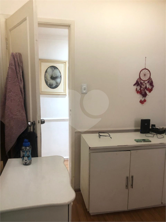APARTAMENTO em JARDIM PAULISTA