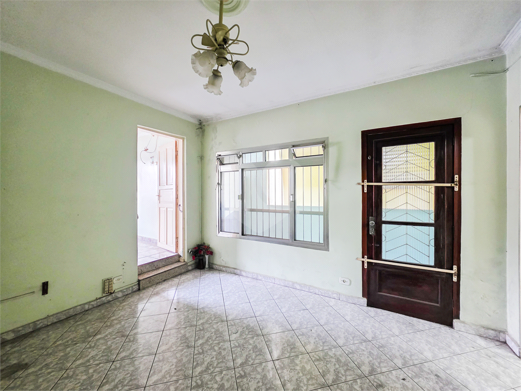 Casa - Vila Prudente - 2 Quartos / Dormitórios - 1 Vaga - Venda / Compra