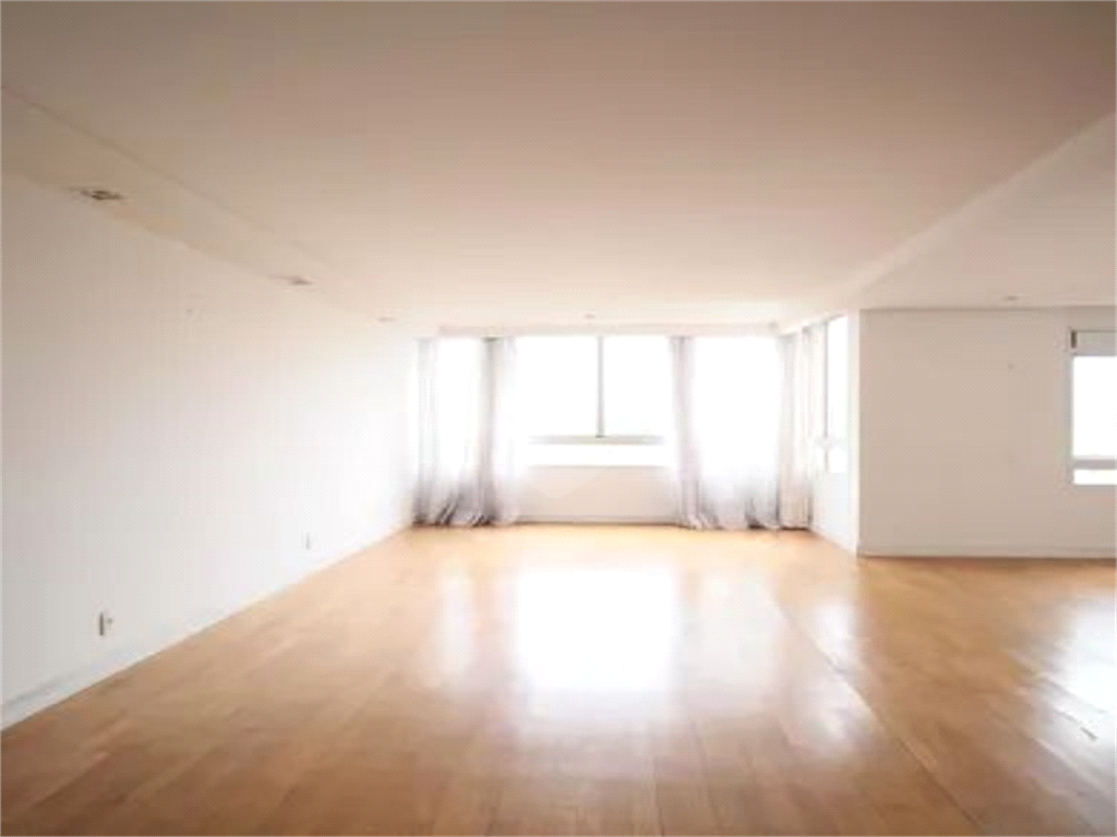 Apartamento, 3 quartos, 146 m² - Foto 2