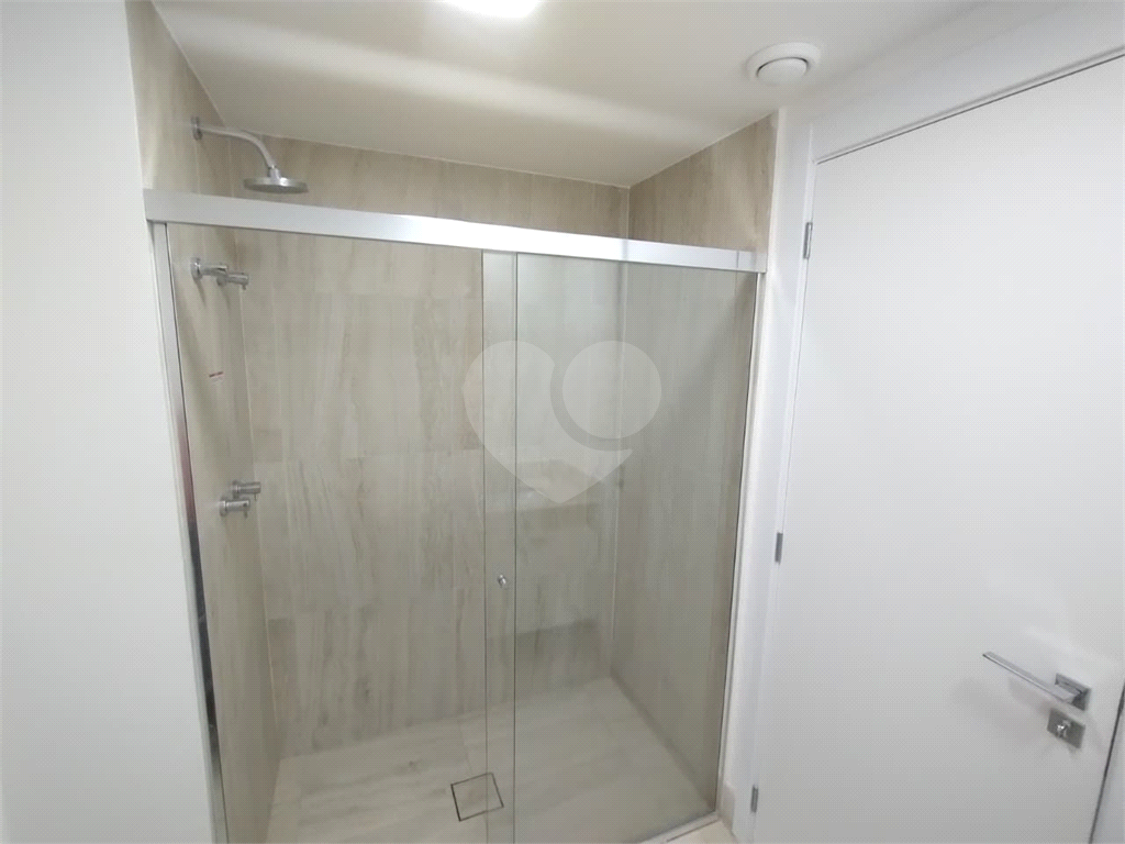 APARTAMENTO em PERDIZES