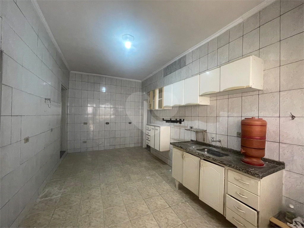 OPORTUNIDADE ÚNICA,LINDA CASA NA CASA VERDE AO LADO DO TERMINAL CASA VERDE. 