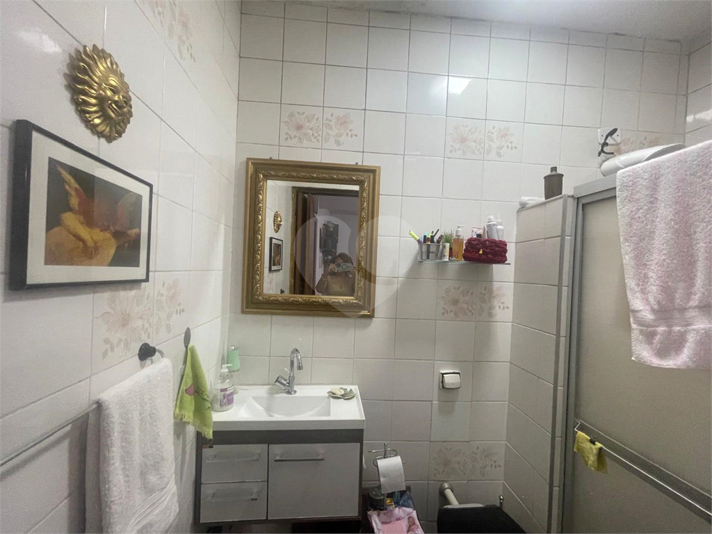 OPORTUNIDADE ÚNICA,LINDA CASA NA CASA VERDE AO LADO DO TERMINAL CASA VERDE. 