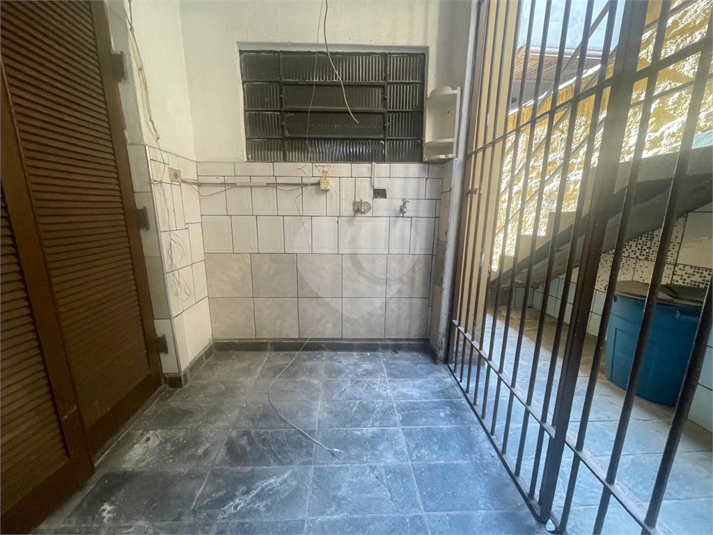 OPORTUNIDADE ÚNICA,LINDA CASA NA CASA VERDE AO LADO DO TERMINAL CASA VERDE. 