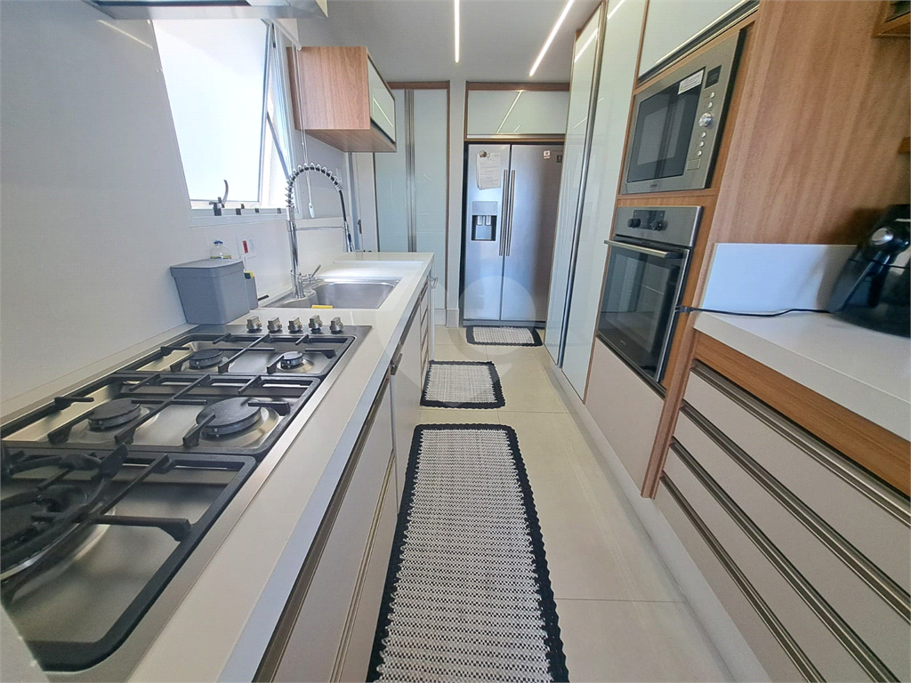 Apartamento Mobiliado para Locação 140m²| 3 Suítes| Sala 3 Ambientes| Varanda Gourmet| 2 Vagas| Santa Teresinha