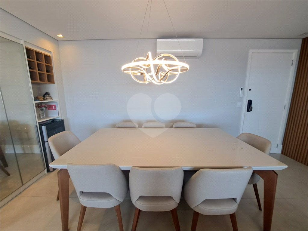 Apartamento Mobiliado para Locação 140m²| 3 Suítes| Sala 3 Ambientes| Varanda Gourmet| 2 Vagas| Santa Teresinha