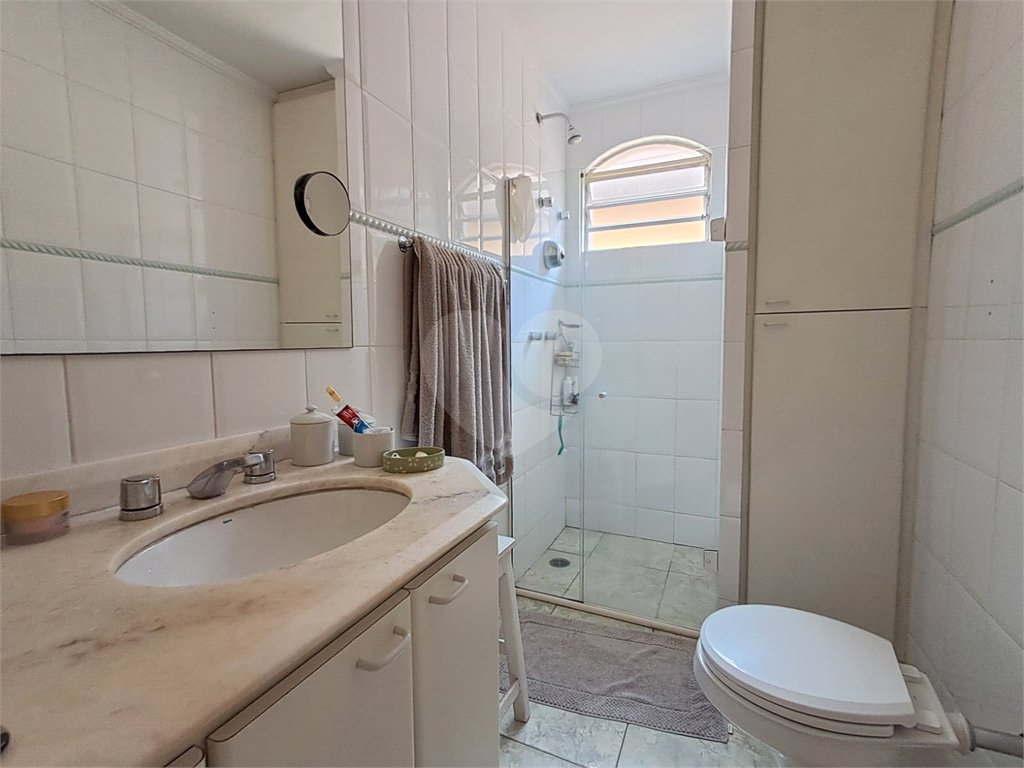 Casa de Vila 107m² 3 suítes 5 banheiros 2 vagas e quintal Sumarezinho