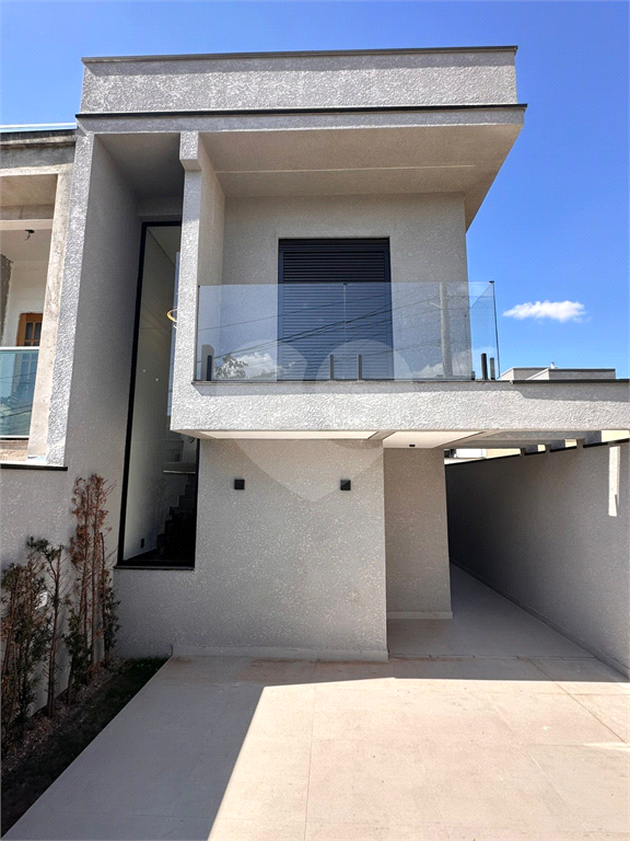 Sobrado maravilhoso - 3 dormitórios | piscina | 131m² de área construída | 150m² de terreno