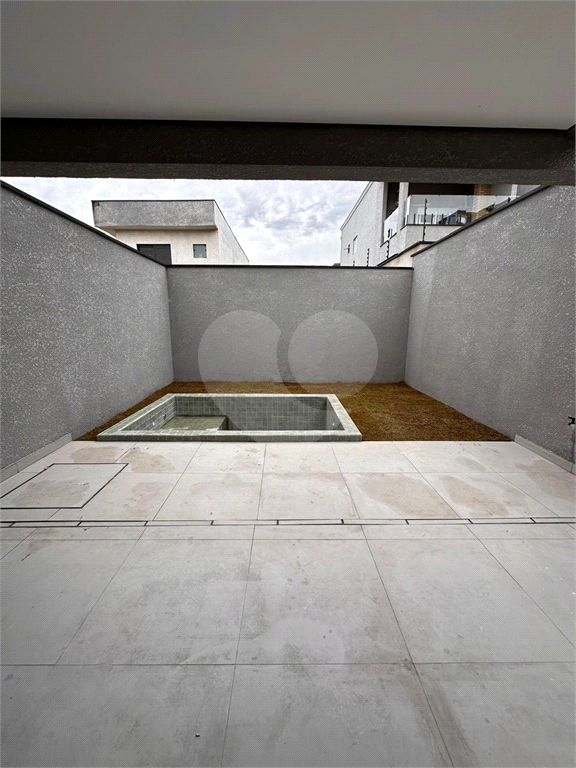 Sobrado maravilhoso - 3 dormitórios | piscina | 131m² de área construída | 150m² de terreno